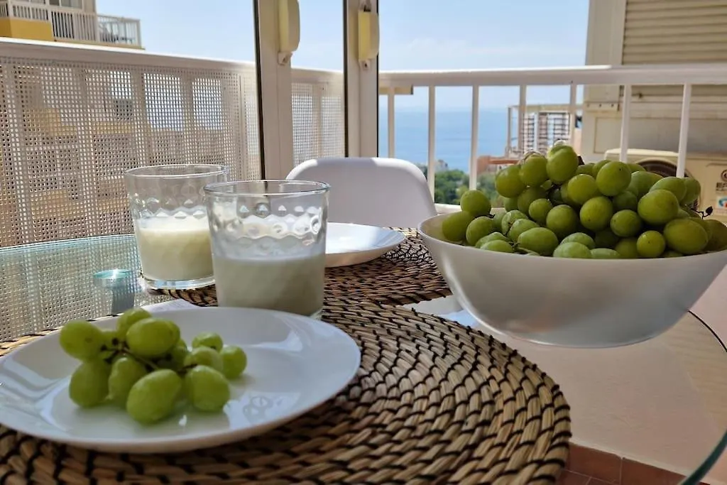 Acogedor Estudio, Piscina Y Vista Mar, Benalmádena Spagna