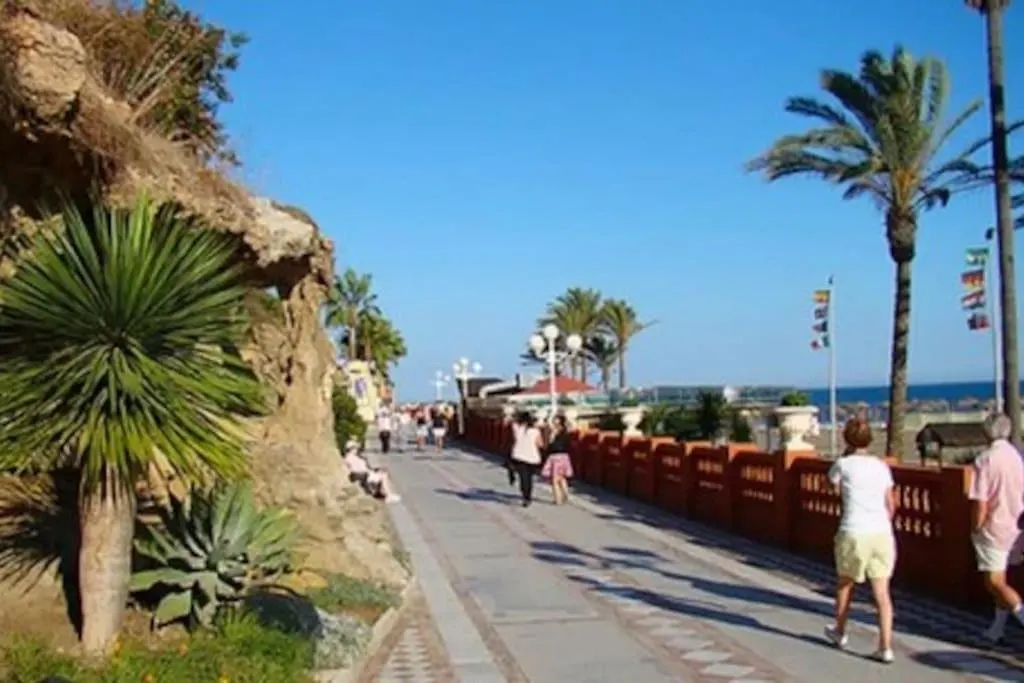 Lägenhet Acogedor Estudio, Piscina Y Vista Mar, Benalmádena Spanien
